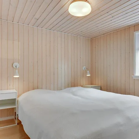 Vakantiehuis Serey - 500m From The Sea By Interhome *