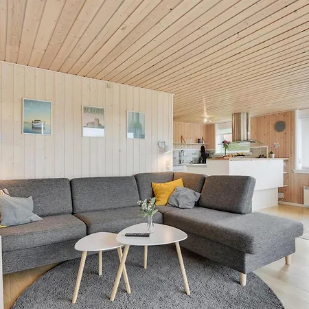 Vakantiehuis Serey - 500m From The Sea By Interhome
